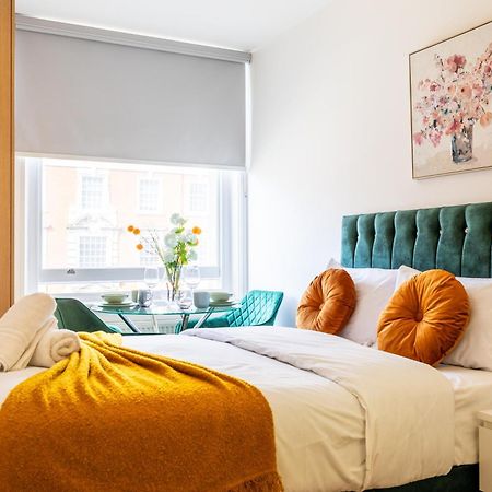 Clarges- Hsk Suites London Exteriör bild