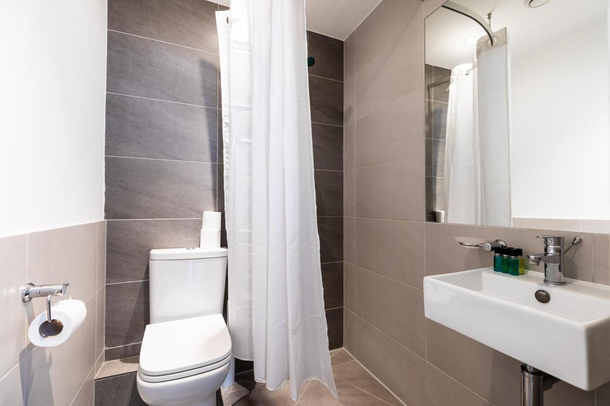 Clarges- Hsk Suites London Exteriör bild