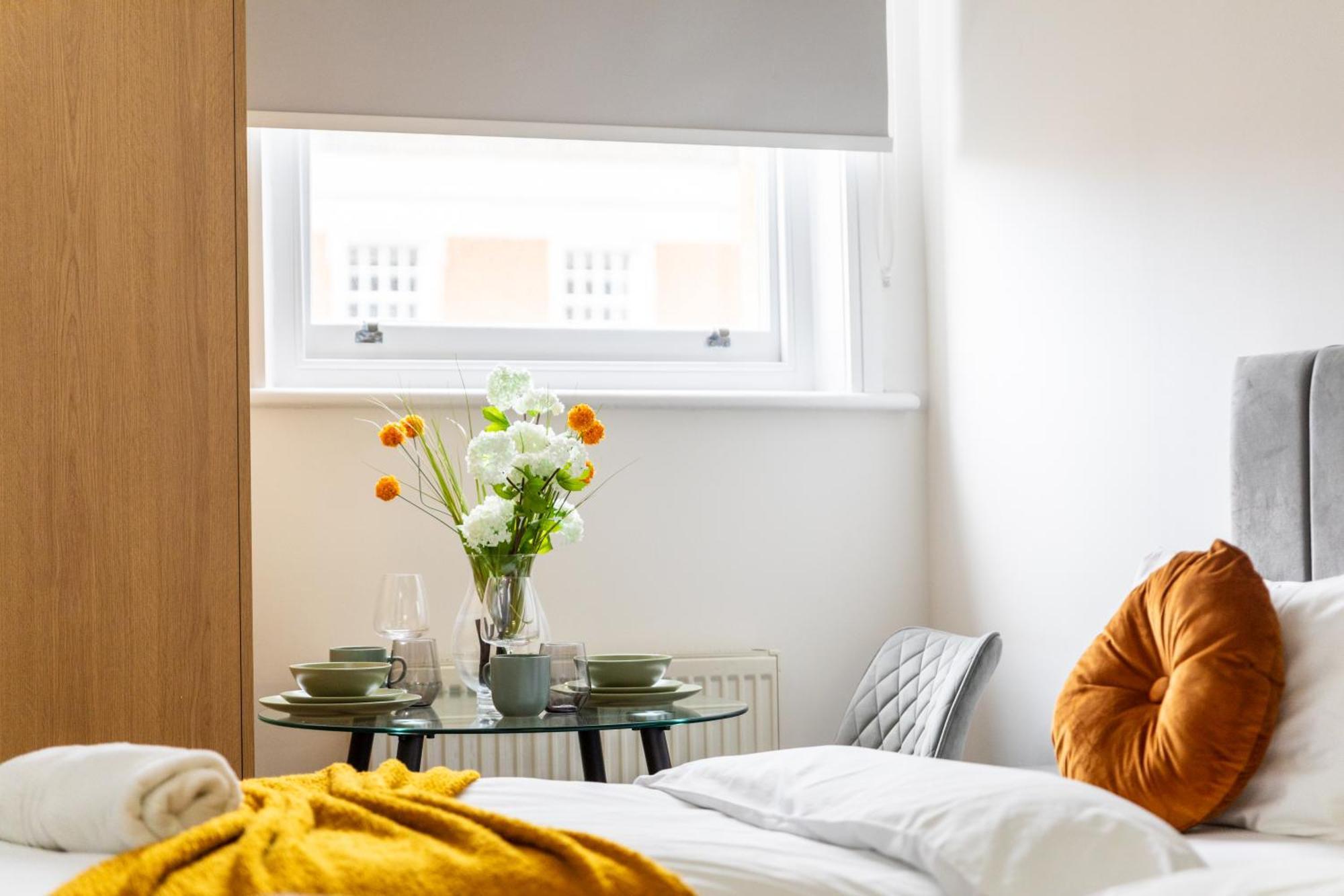 Clarges- Hsk Suites London Exteriör bild