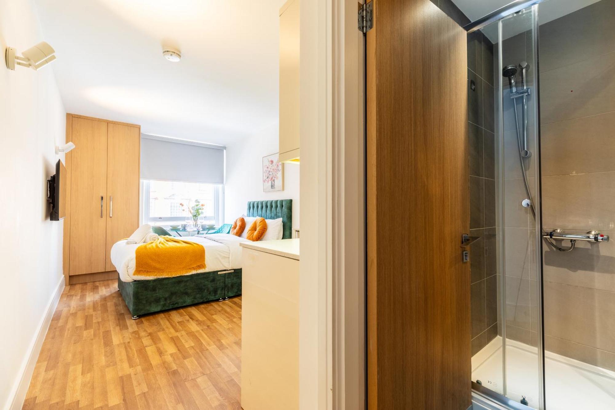 Clarges- Hsk Suites London Exteriör bild